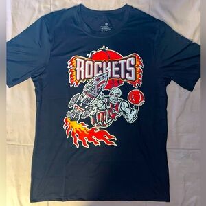 Men’s Large Houston Rockets Black NBA Short Sleeve GRAPHIC T-Shirt ROCKET MAN!
